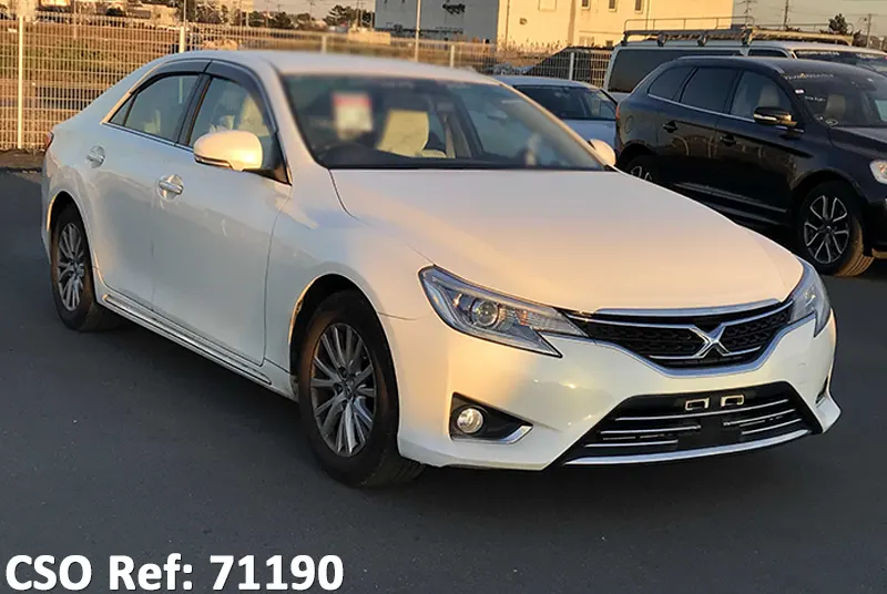 Toyota / Mark X 2015